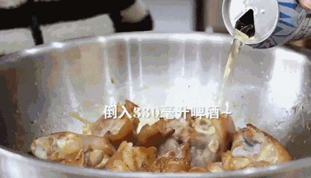 炖猪蹄时加点它，猪蹄又香又烂乎、没腥味才健康