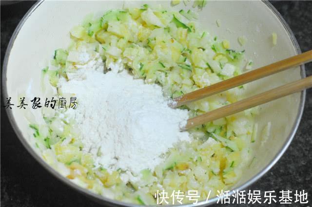 此早餐不用早起,10分钟上桌,比馒头煎饼好吃,儿子最近着迷了!