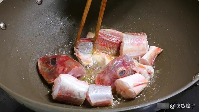 鱼肉|秋天,有钱没钱,多吃这鱼,刺少肉多还便宜,炖汤喝营养高又鲜美