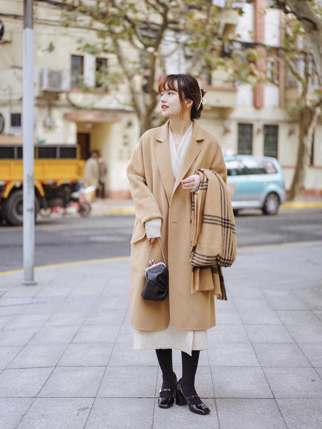 时尚博主|入冬以后火了的大衣,没想到大衣+裙子这样穿洋气,太温柔了