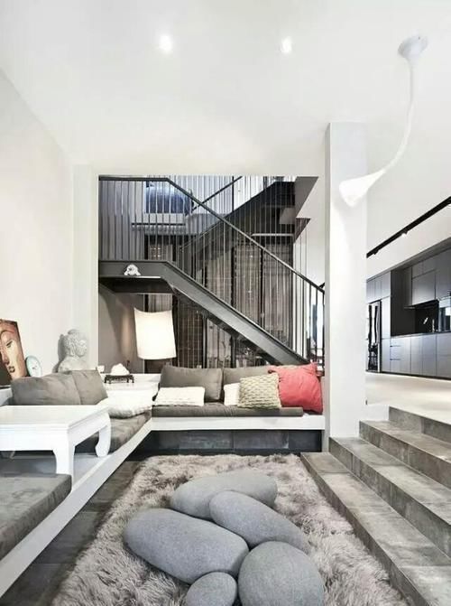 老公|老公坚持把客厅“下沉”45cm,完工太惊喜,沙发都不用买了