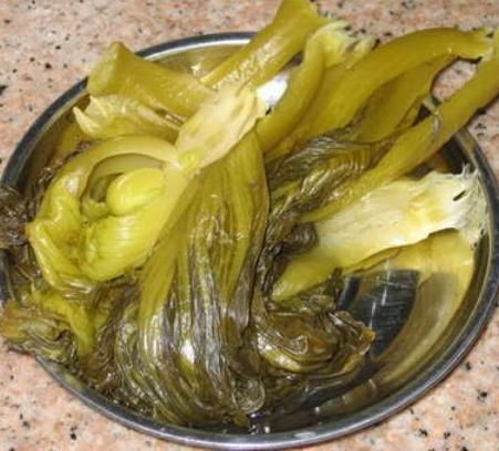 想吃酸菜不用买,制作方法超简单,三天就能吃上,干净卫生!