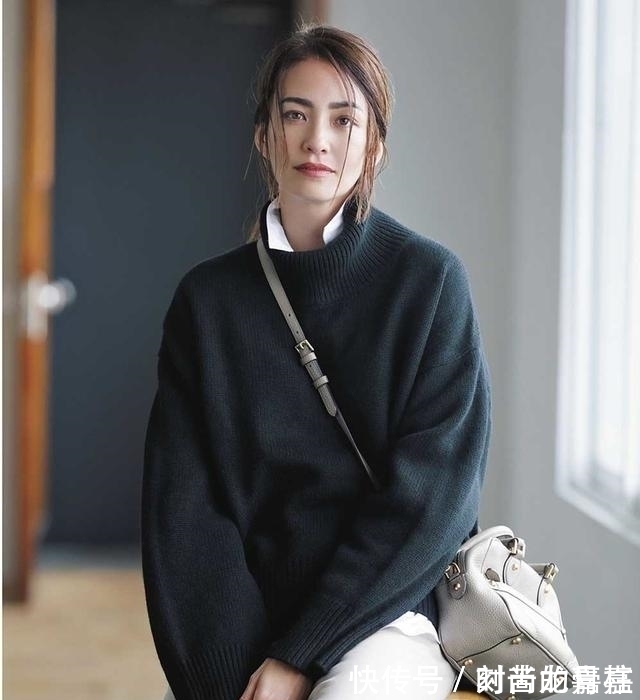 白裤子 秋天把黑色穿好,就是一种高级,这些聪明的穿搭技巧,照着穿好美