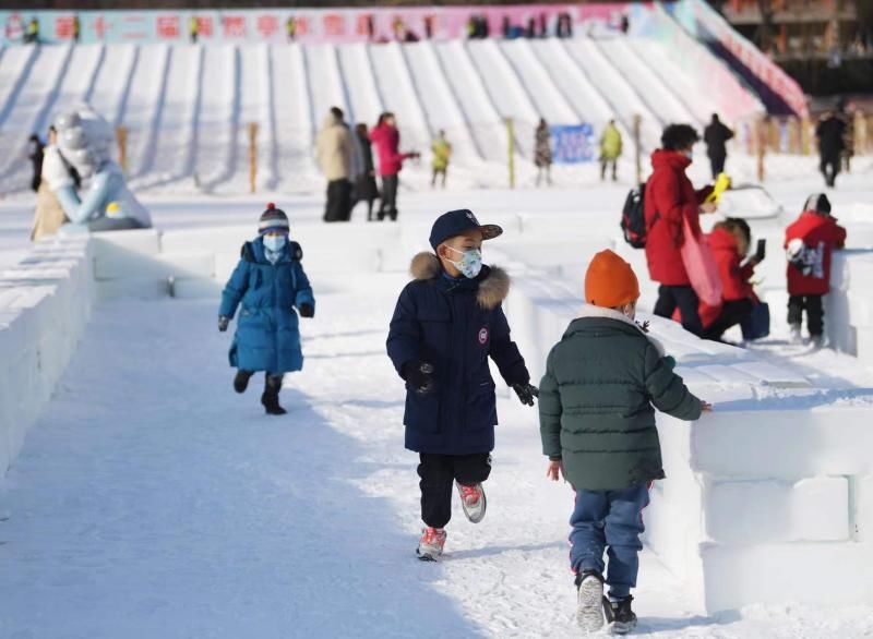 雪地|新年去滑雪！陶然亭、紫竹院、玉渊潭三大雪场今日开放