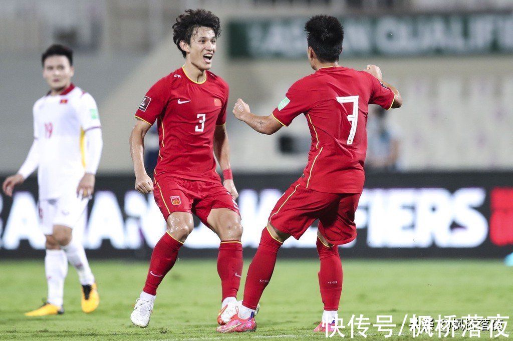 吕文君|单场独中两元！助球队3-0生擒领头羊！32岁土炮成豪门王牌杀手