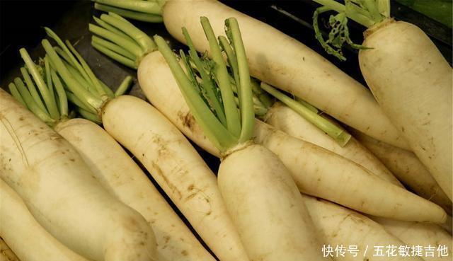  油腻|萝卜丸子家常做法，不加一滴水，外脆里嫩，一点也不油腻，太香了