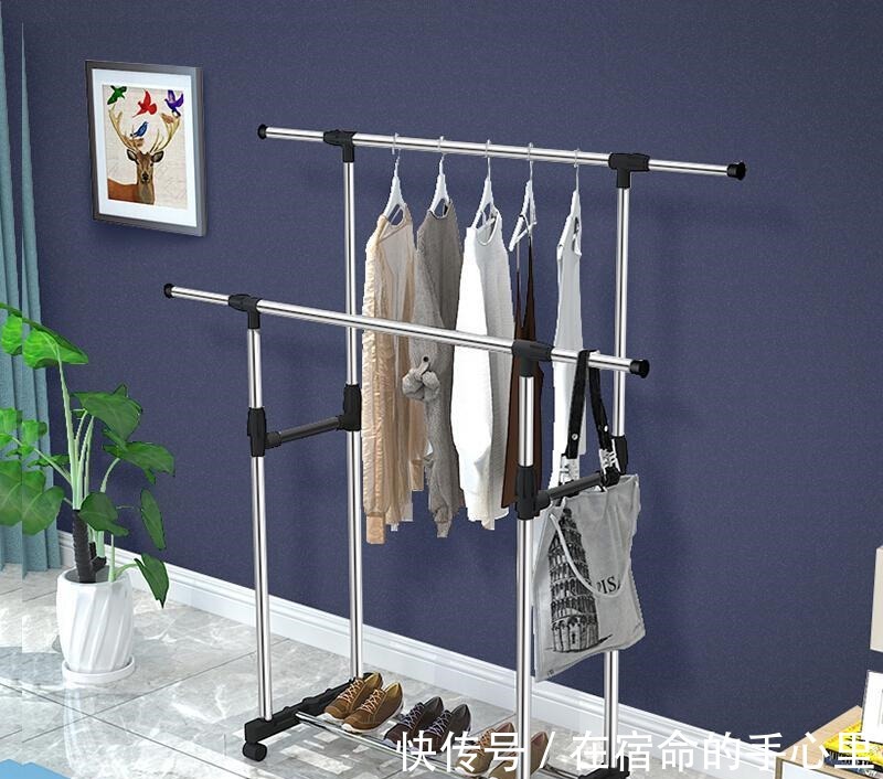 住户|很多高层住户衣服不挂阳台了,在窗户做个小改动,晾衣晒被特方便!