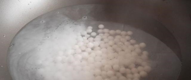 糯米圆子|女人天冷就喝这汤，10分钟煮一锅，一周吃2次，活血养颜人漂亮