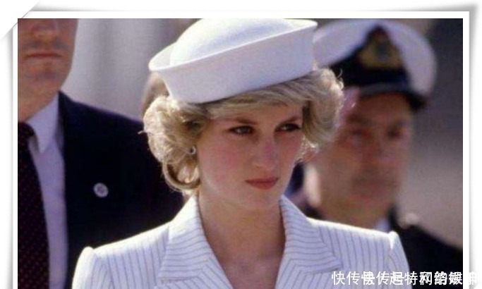 戴安娜|戴妃包:由戴安娜王妃一手带火,至今仍是经典,人人都爱拎