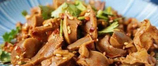 红椒|在家准备了几道简单菜谱，色香味俱全，鲜香下饭，家人吃完都夸赞