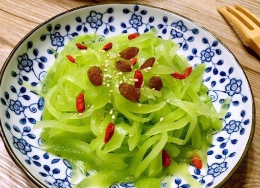 这菜被称为“千金菜”，以前很珍贵，如今5毛钱1斤，便宜又好吃！