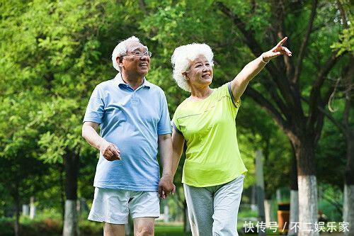  至关重要|老人若想活到99，这十年至关重要，10件事都做好，不长寿都难