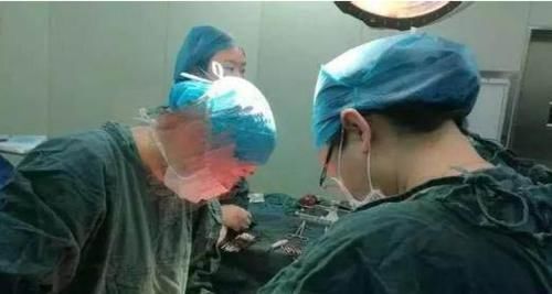 剖腹产|剖腹产一年后意外怀上了二胎,宝妈坚持不放弃,最终不幸离世