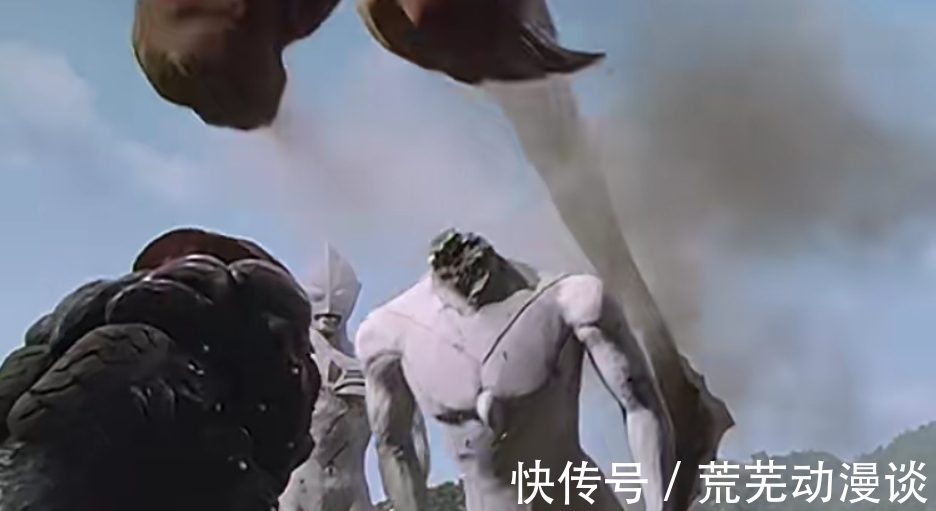 卡尔蜜拉|特利迦奥特曼:卡尔蜜拉是怎么复活的?这里面可能有其他力量