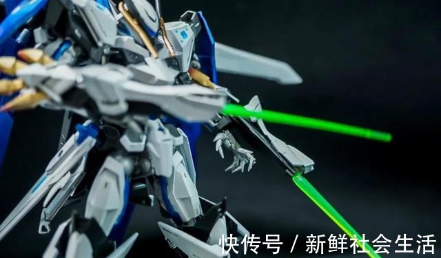 模友|狼王风格改造双重锻异端高达模型!