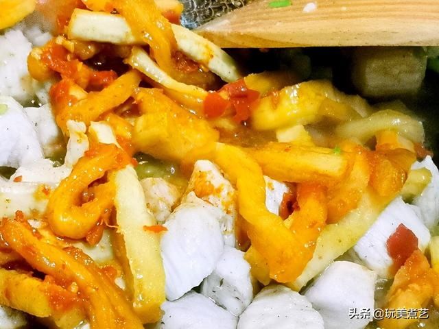  下饭|小小辣萝卜丁，单吃会上头，入菜后超级下饭