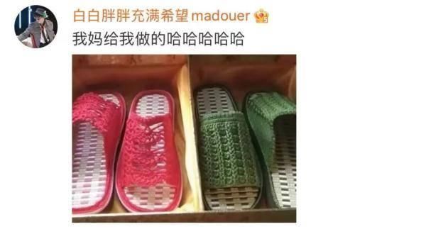 泫雅|超炫酷!这种下雨天，没一双妈妈勾的凉鞋真不能叫时髦……