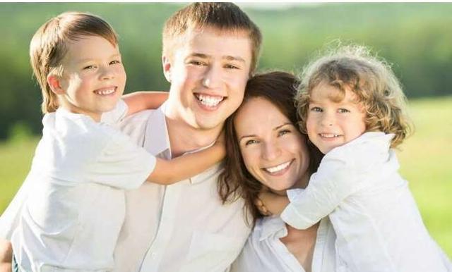 偏心|无意间看到女儿日记,翻开里面内容,宝妈的心被深深刺痛