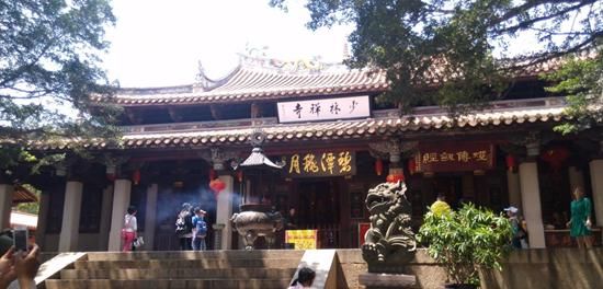 美誉|我国最大的老子石像,有“天下第一老子”的美誉,而且满山都是宝