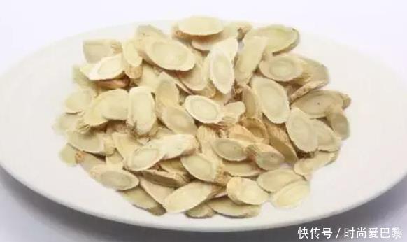 老中医黄芪是一宝,喝黄芪水有12大好处,一起来了解下