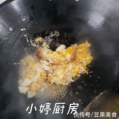 虾糕炒饭|超简单又好吃的虾糕炒饭这样做，才好吃哦