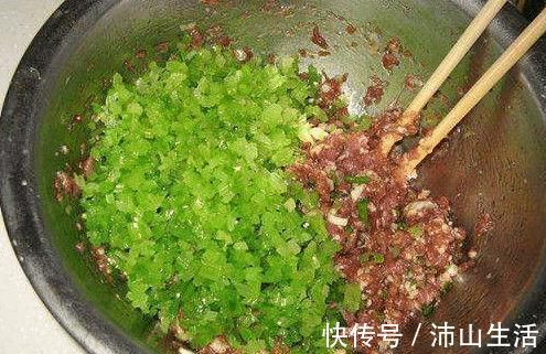 五星酒店|简约美才是真高级，客厅局部挑空，窗帘长达4米，180平尽显气派