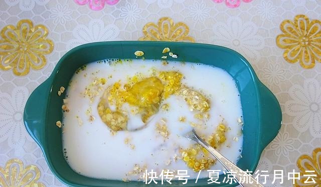 我的早餐主食火了,不用面粉不用油做蛋糕,营养健康吃不胖,特香!