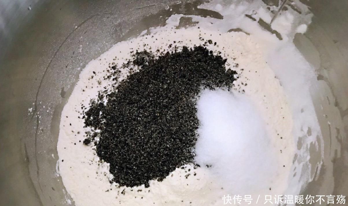 食材|白发最怕这食材,每天吃点,头发乌黑光泽,白发少了人也精神了