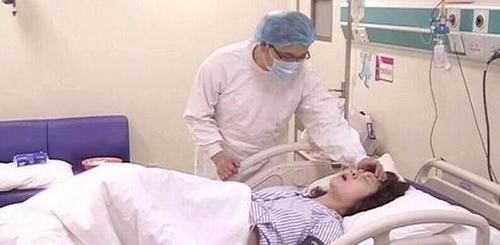 逗比|生孩子遇到“逗比”医生是啥感觉?说话像说相声,产妇笑到忘记疼