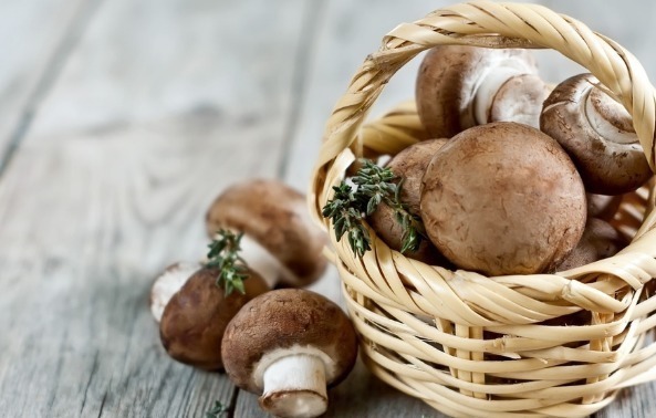 现在为了方便热菜家里都有微波炉,但是这些食物不能反复加热哦!