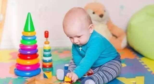 宝宝|宝宝0~2岁阶段,若出现下列异常情况,说明娃发育迟缓需及早治疗