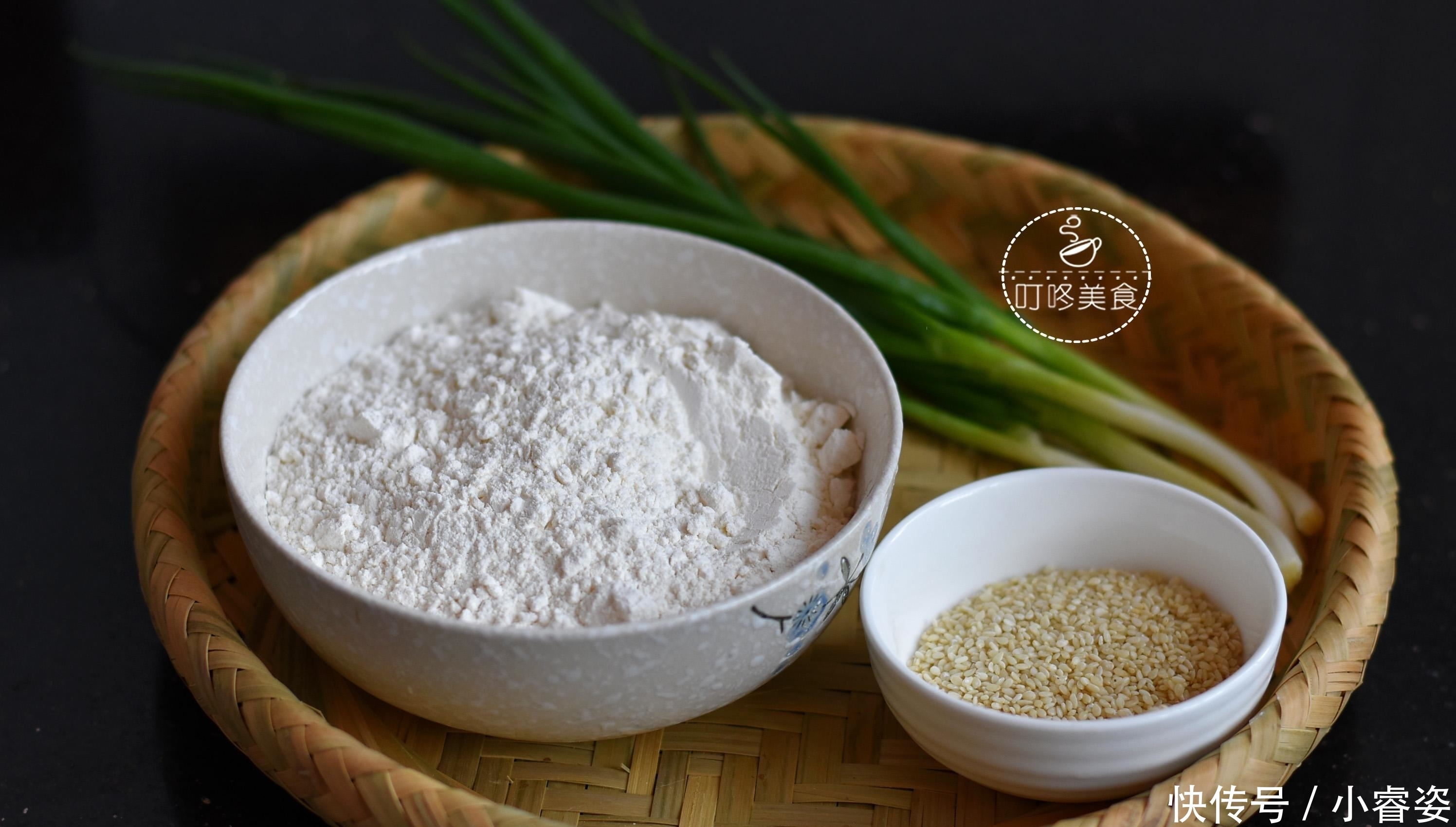 2分钟教会你做炸酥果,步骤超简单,又酥又脆,学会不用买零食了