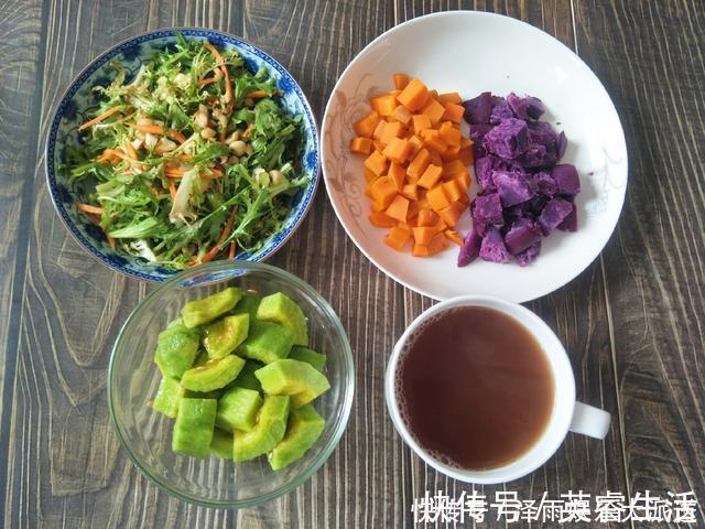 宝妈瘦了40斤,分享低脂午餐,量一点不少,不用挨饿