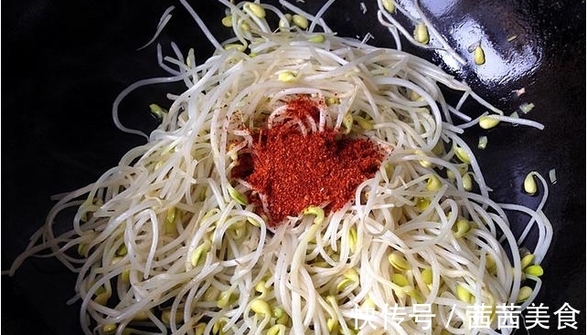 下饭|炒豆芽换个做法,鲜香美味,非常下饭,很快就能上桌