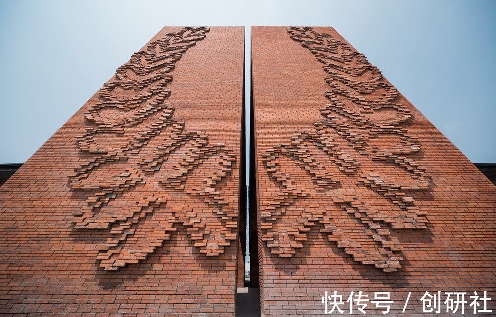 彩平|陶仓艺术中心/裸筑更新