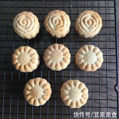 枧水|让美味又营养的蜂蜜月饼，满足你的胃吧