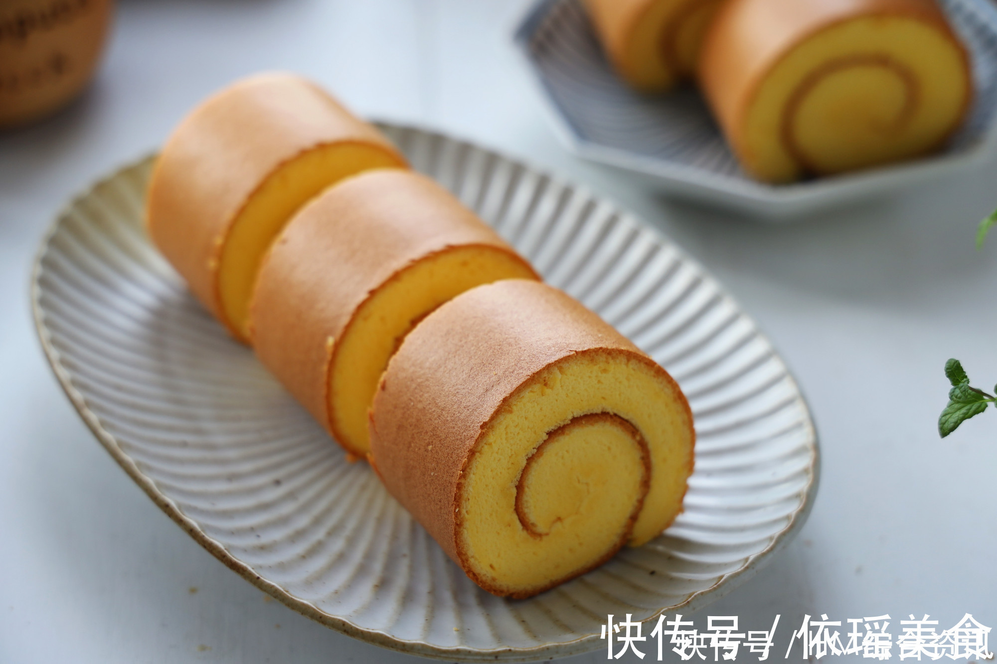 孩子最爱的蛋糕卷，掌握正确方法不开裂，好吃好看，简单失败率低