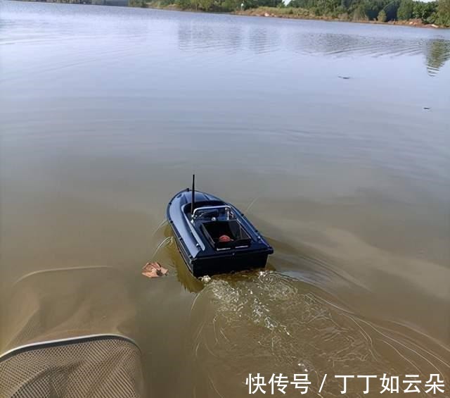 同样是打窝为何你的窝不上鱼你知道吗老钓友告诉你原因!