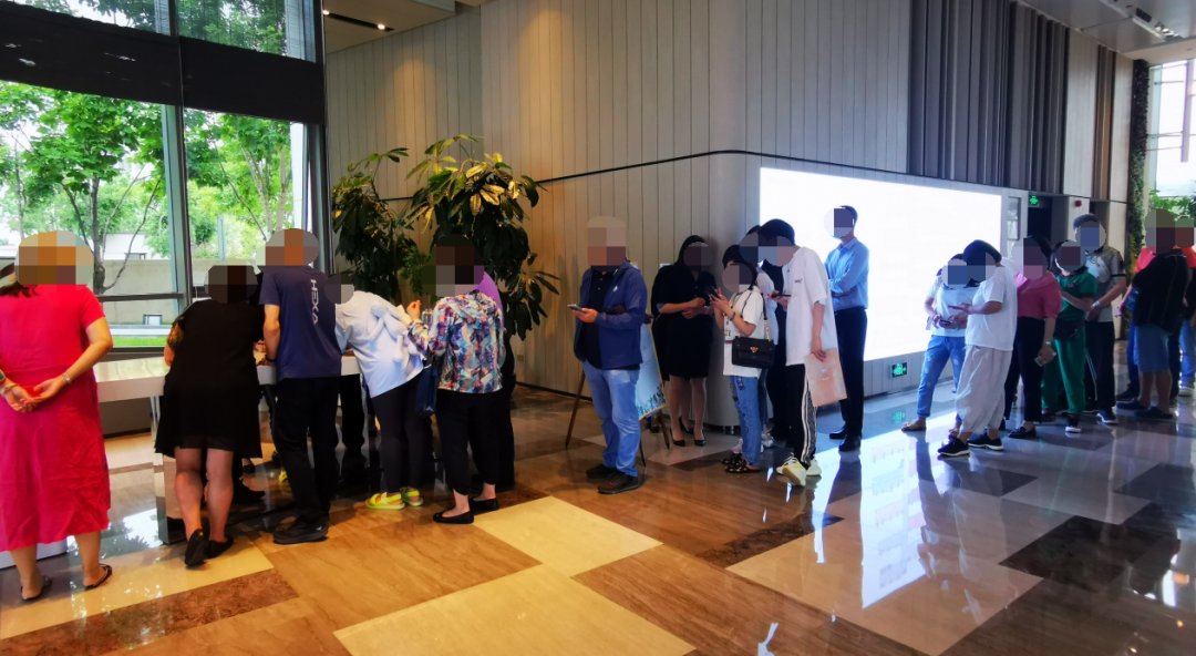 伟峰|长春伟峰东域二期开盘，总价近400万的房子，还没开盘就快没了