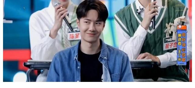 小姐姐|新版《天天向上》揭秘蚊子为啥不会被雨点砸死 大张伟：蚊子雨休