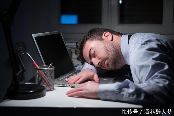 三位院士忠告蜂蜜加一勺,坚持15天,调好睡眠,和失眠说拜拜