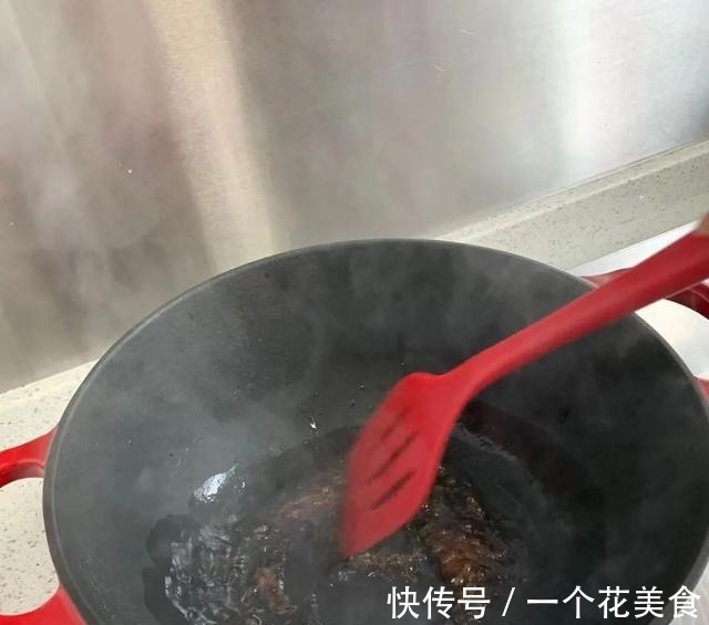 食牛腩|时光分两半,一半好消磨,一半食牛腩!