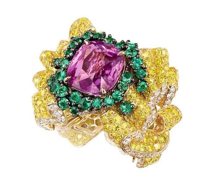 宝石 这些美炸天的顶级珠宝，你见过了吗大牌的完美镶嵌方式果然惊艳