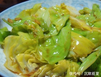  包菜才会更加|炒包菜时，包菜不要直接下锅炒！很多人不懂，难怪不好吃