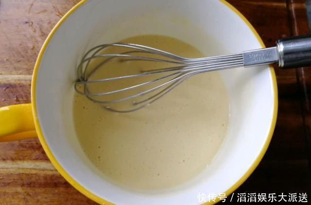  教你做|早餐别出去买了，教你做简单方便的鸡蛋饼，香软美味，家人都喜欢