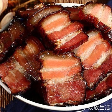 五花肉|腌腊肉，光抹盐还不够！再加这4样，腊肉喷香油润，腊味十足