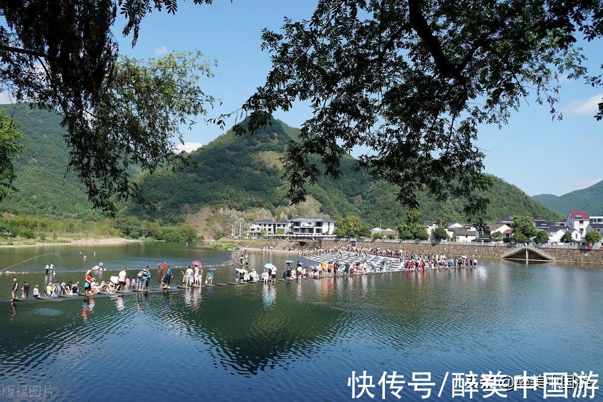 甲天下|探访富阳龙鳞坝景区，属于一个比较热门的小众景点，好玩还免费