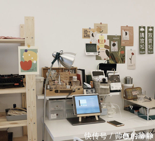 小喜|这对夫妻太有远见,把次卧和客厅打通,清爽开阔,日子过得简单舒适