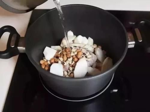 猪肉|常吃这道菜,皮肤像鸡蛋一样光滑白皙!连面膜都省了