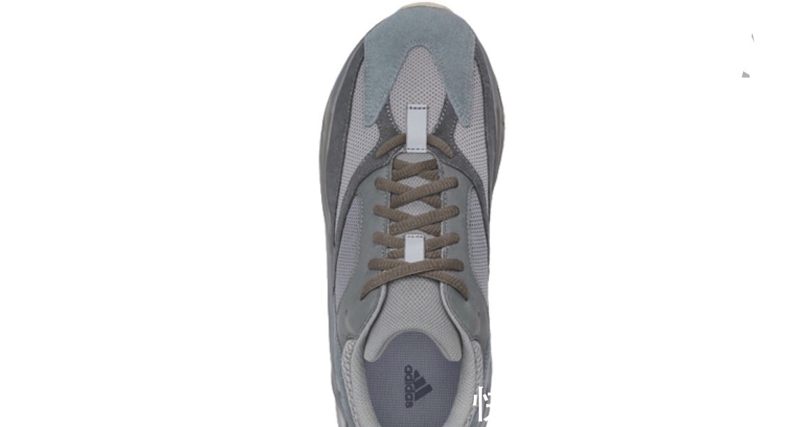 yeezy 爱鞋如命、yeezy700、Adidas超酷哦